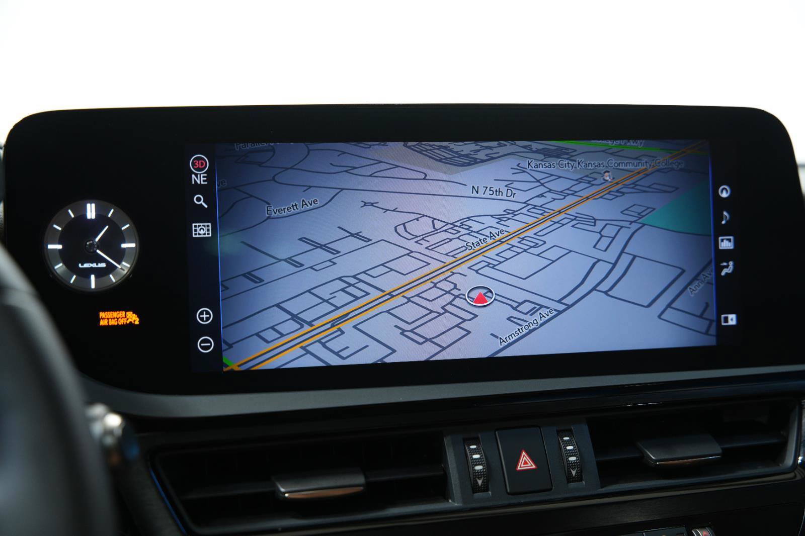Used 2022 Lexus ES 350 Ultra Luxury w/ Accessory Package 2 FWD image 47