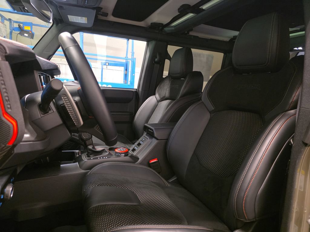 New 2025 Ford Bronco Raptor w/ Interior Carbon Fiber Pack AWD/4WD image 30