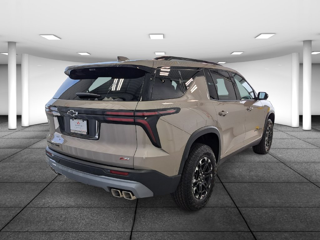 New 2027 Chevrolet Traverse Z71 w/ Enhanced Driving Package AWD/4WD image 4