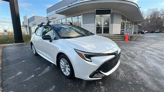 Used 2023 Toyota Corolla SE image 4