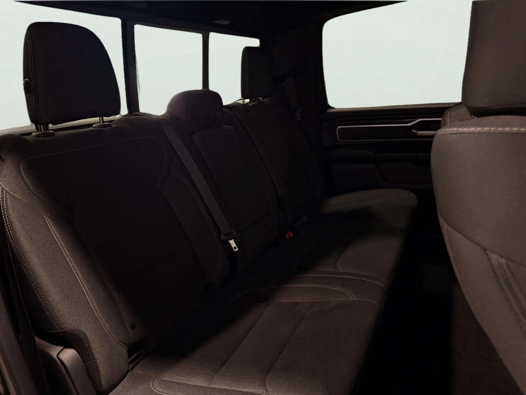 Used 2019 RAM 1500 4x4 Crew Cab Big Horn image 35