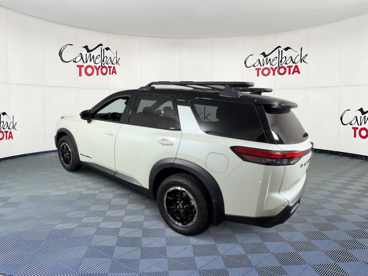 Used 2024 Nissan Pathfinder Rock Creek AWD/4WD image 9