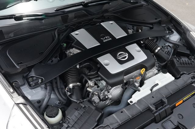 Used 2009 Nissan 370Z Coupe RWD image 43