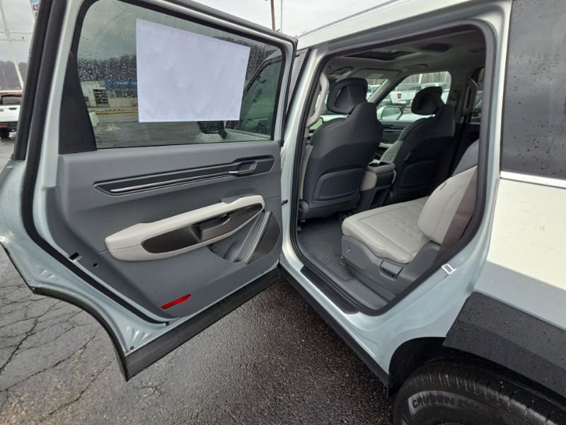 New 2026 Kia EV9 Wind image 25