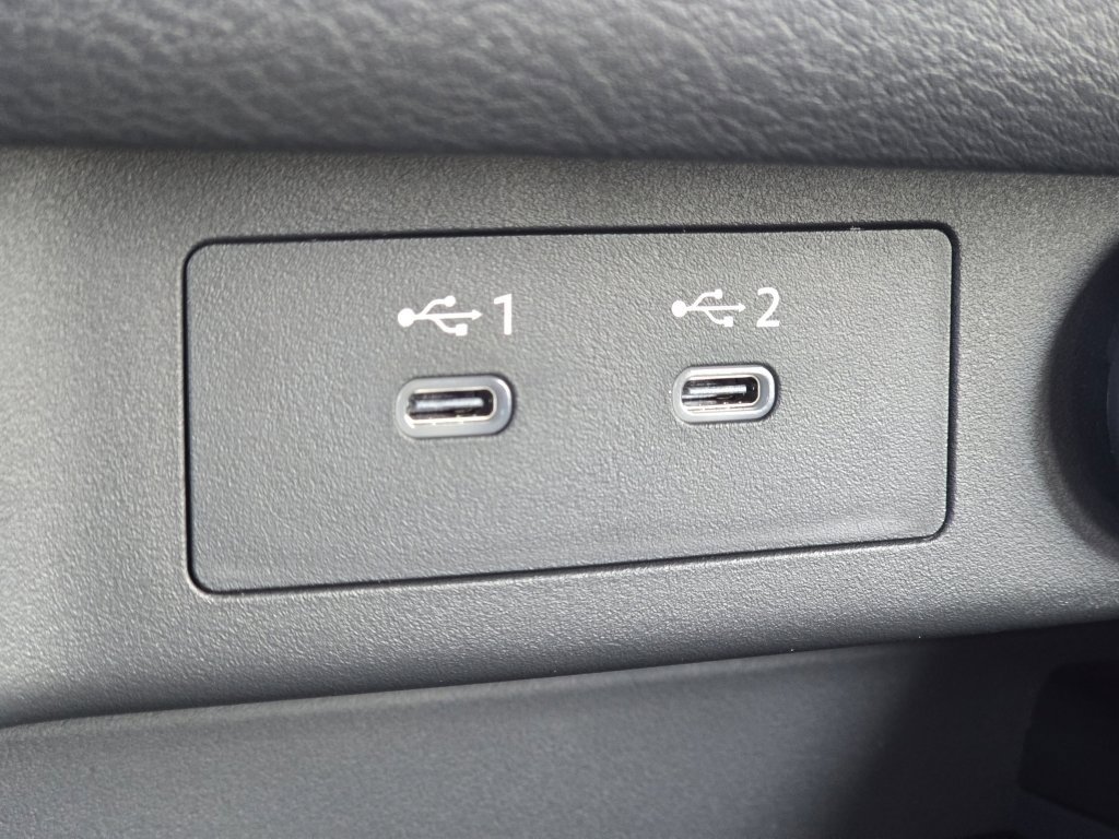 New 2026 Nissan Rogue S image 4