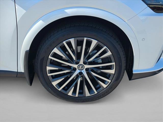 Used 2026 Lexus RX 350h AWD/4WD image 24