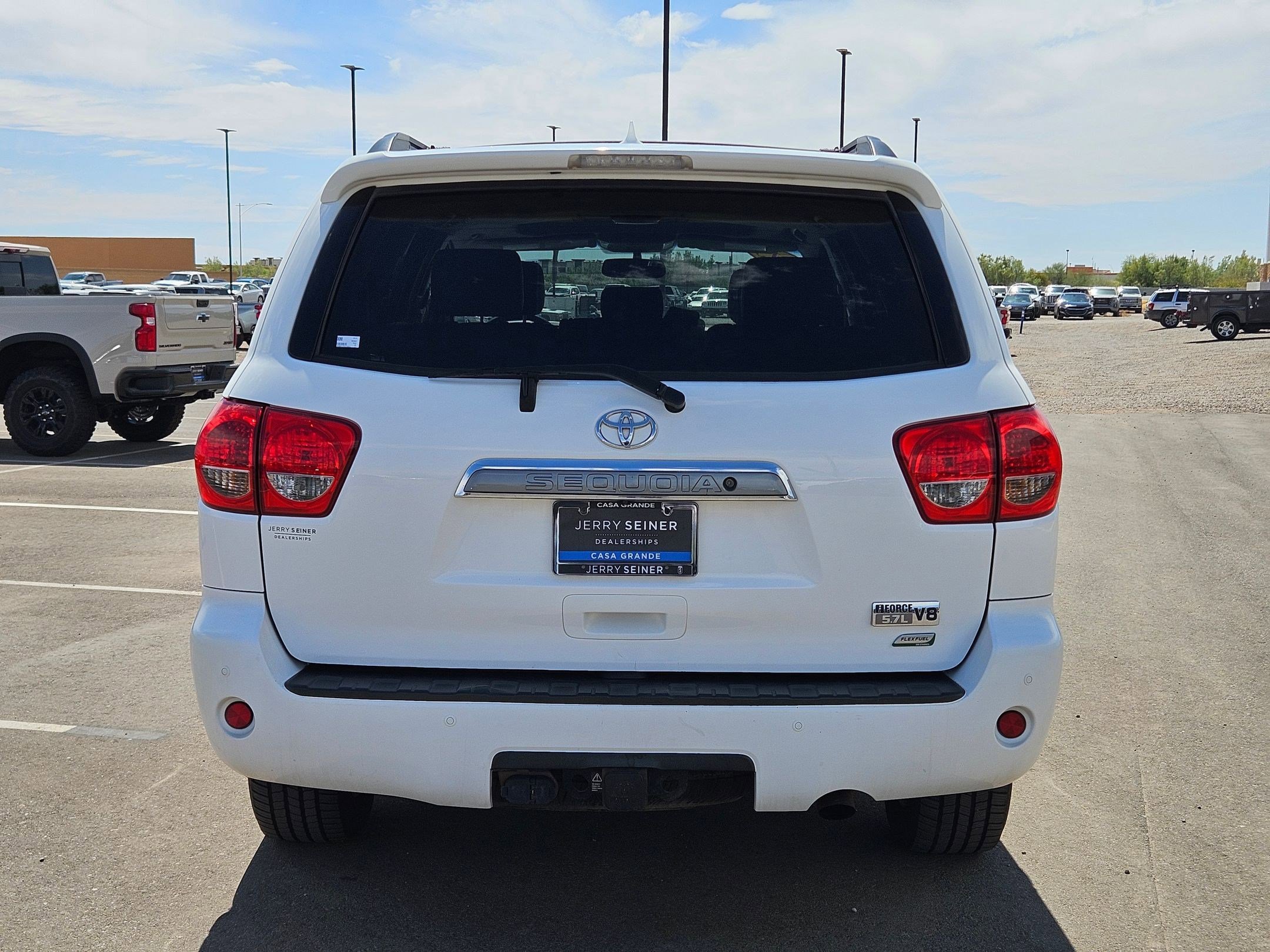Used 2015 Toyota Sequoia Limited AWD/4WD image 4