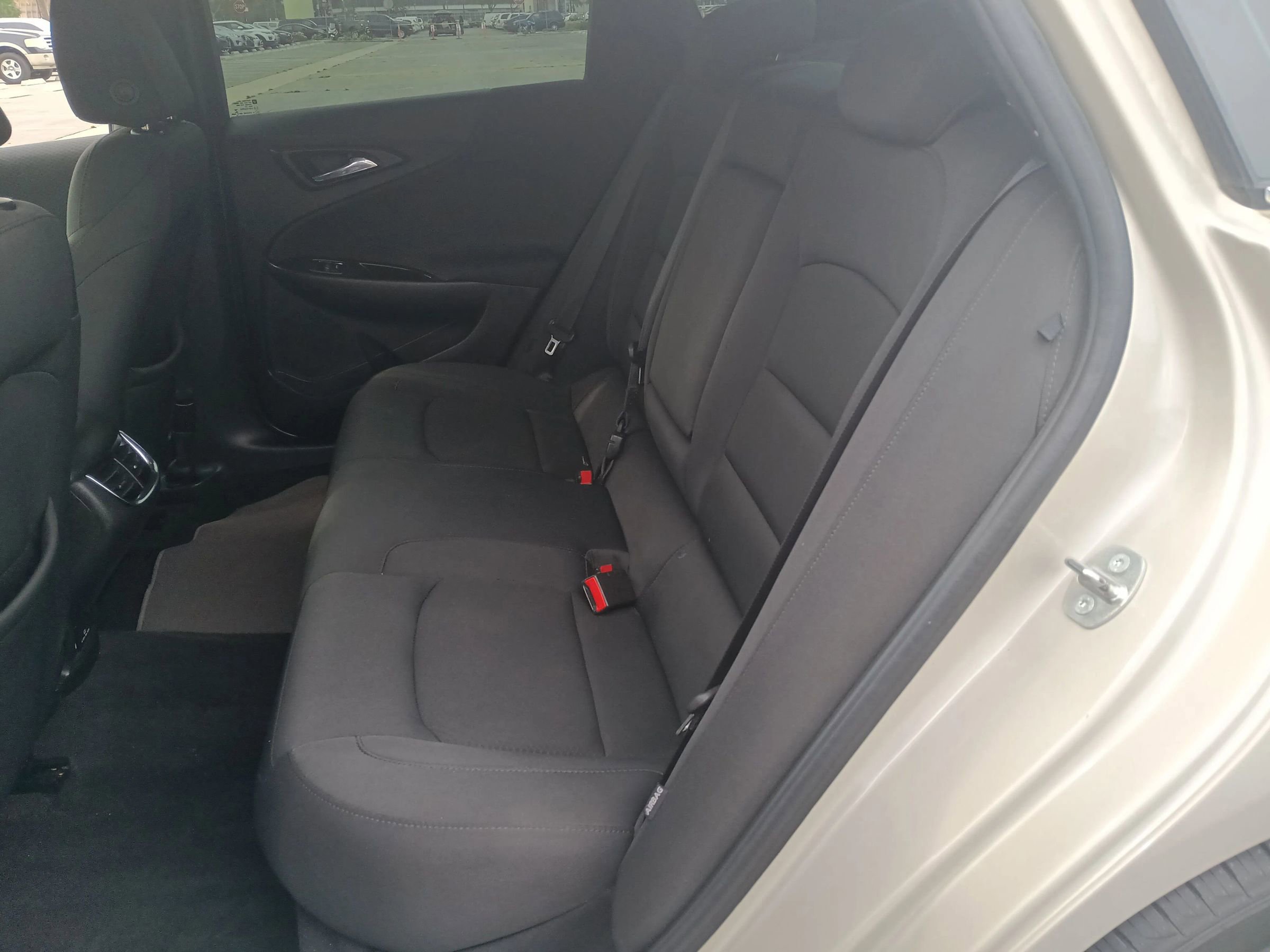 Used 2016 Chevrolet Malibu LT w/ Driver Confidence Package image 15