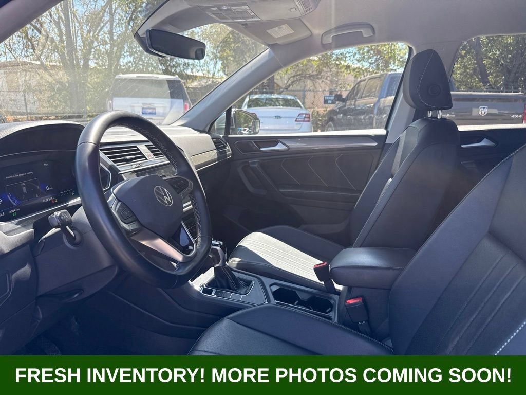Used 2024 Volkswagen Tiguan SE FWD image 8