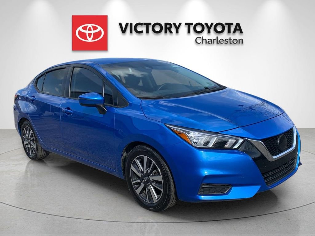 Used 2020 Nissan Versa SV image 5