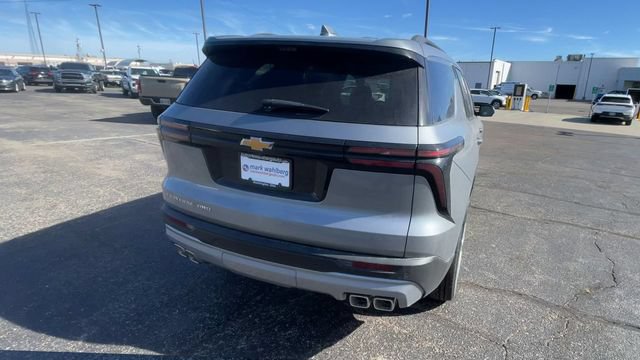 New 2026 Chevrolet Traverse LT w/ Driver Confidence Package AWD/4WD image 9