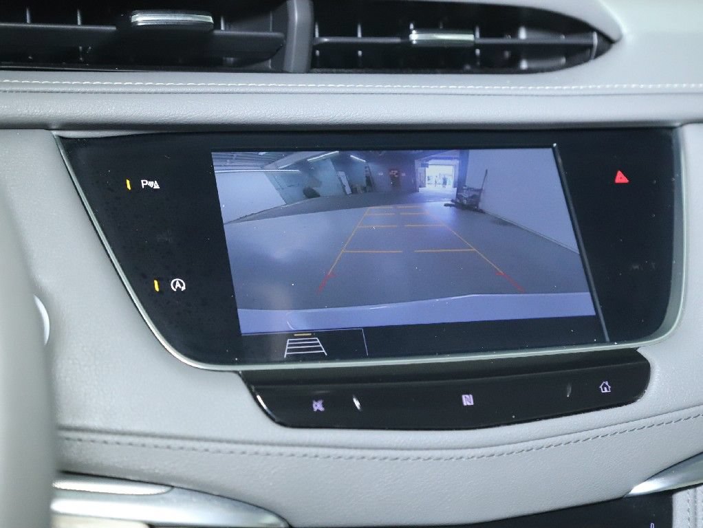 Used 2020 Cadillac XT5 Premium Luxury w/ LPO, Floor Liner Package AWD/4WD image 29