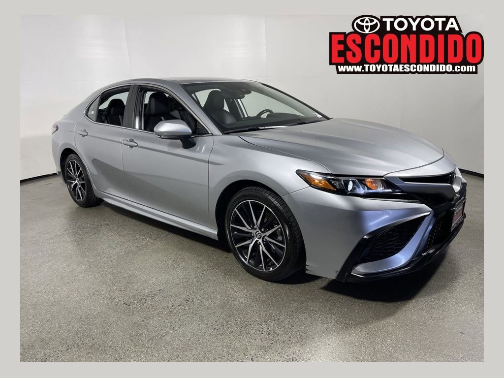 Certified 2024 Toyota Camry SE w/ Convenience Package FWD image 1