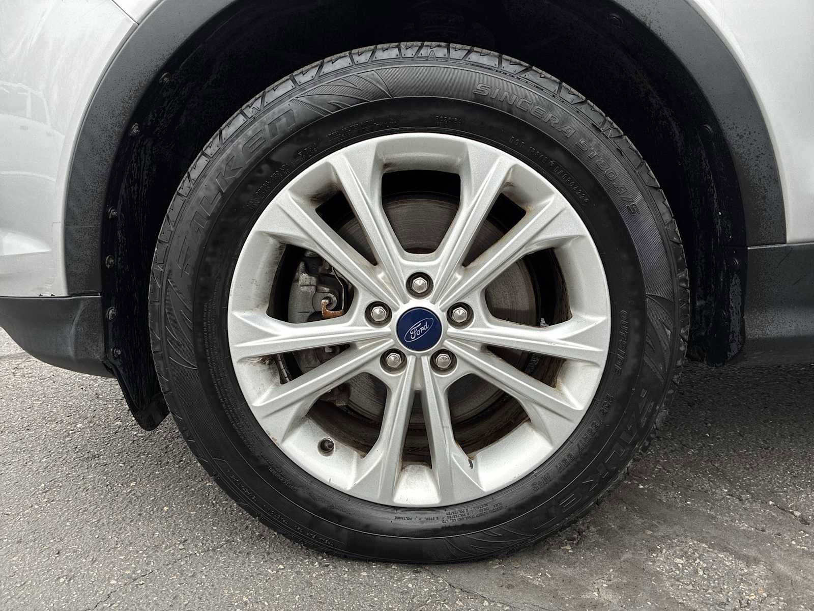 Used 2018 Ford Escape SEL AWD/4WD image 17