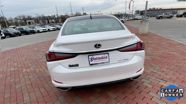 Used 2022 Lexus ES 350 Ultra Luxury image 8