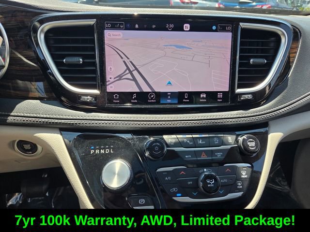 Used 2022 Chrysler Pacifica Limited w/ Uconnect Theater Family Group AWD/4WD image 24