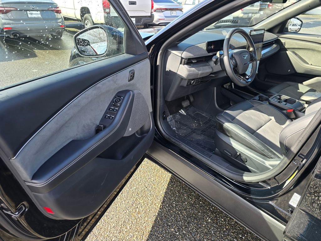 Used 2025 Ford Mustang Mach-E GT image 13