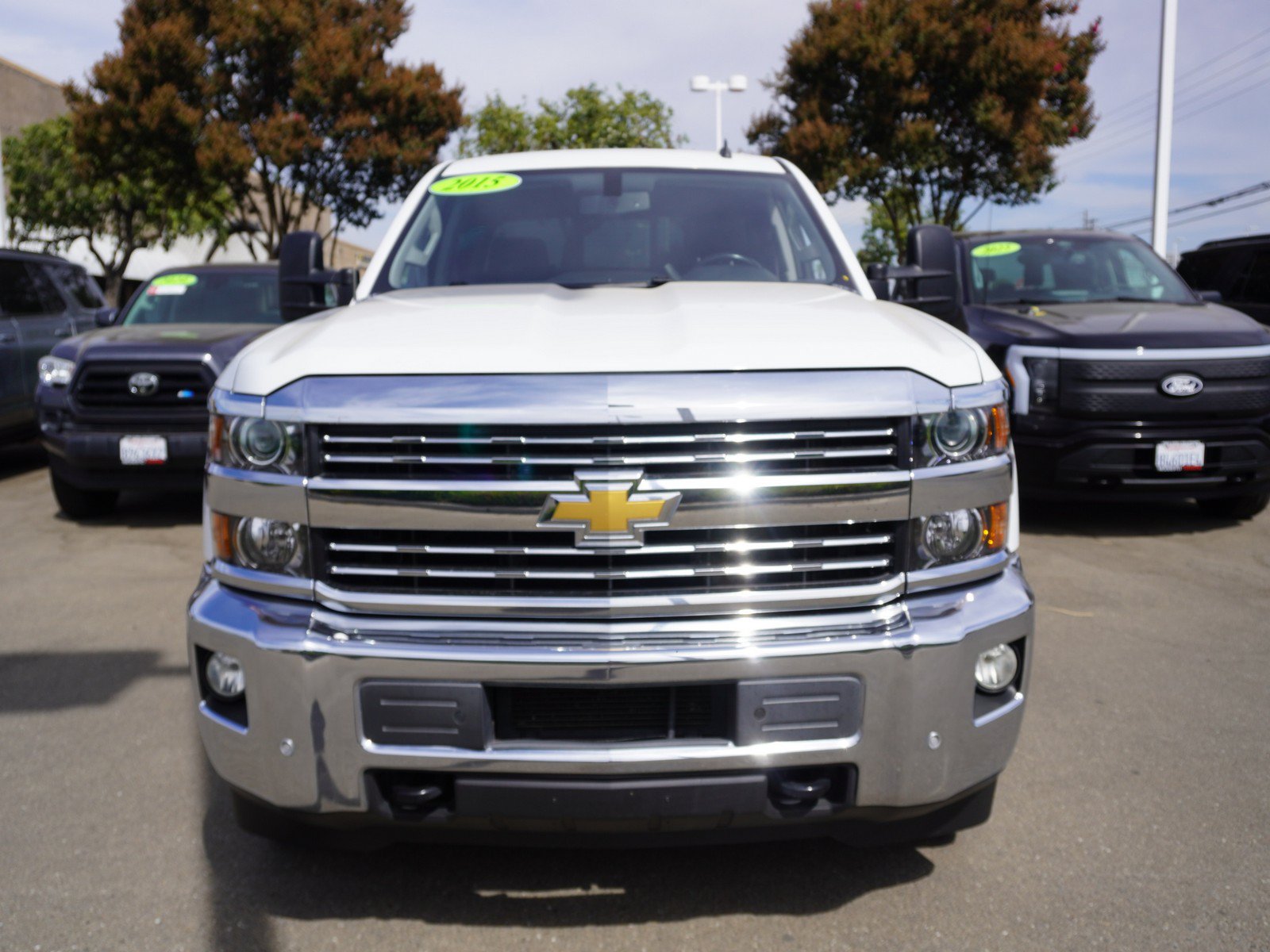 Used 2015 Chevrolet Silverado 2500 LTZ w/ Duramax Plus Package AWD/4WD image 5