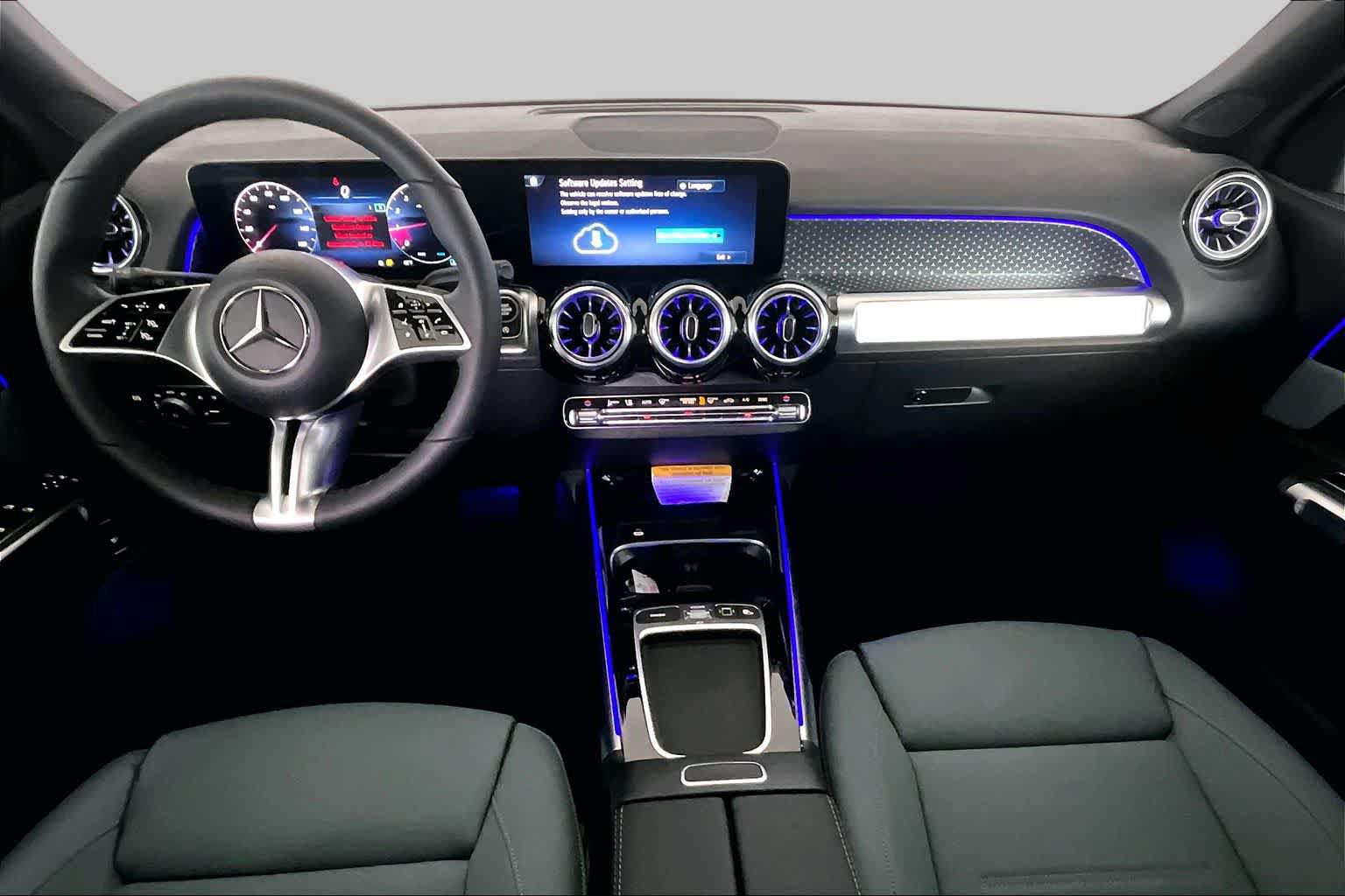 New 2026 Mercedes-Benz GLB 250 4MATIC image 8