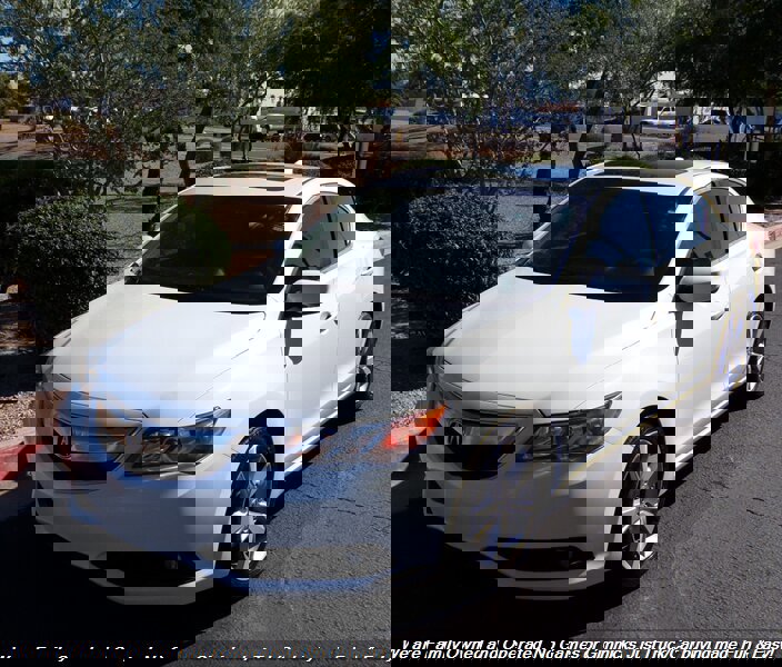 Used 2014 Acura ILX w/ Technology Package image 3