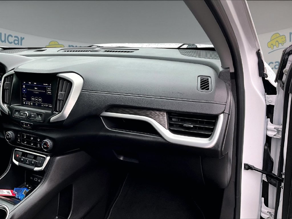 Used 2024 GMC Terrain SLE AWD/4WD image 13