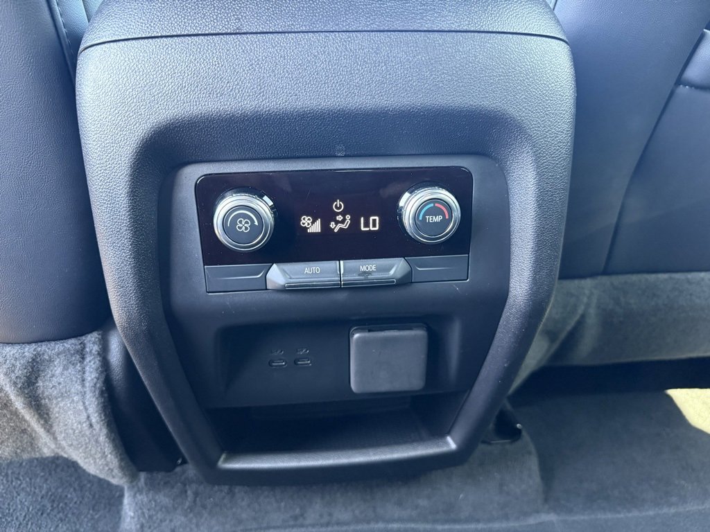 Used 2024 GMC Acadia Elevation image 55