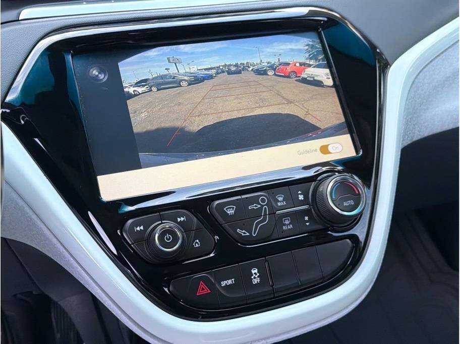 Used 2020 Chevrolet Bolt LT FWD image 13