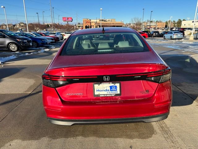 Certified 2025 Honda Accord SE image 6
