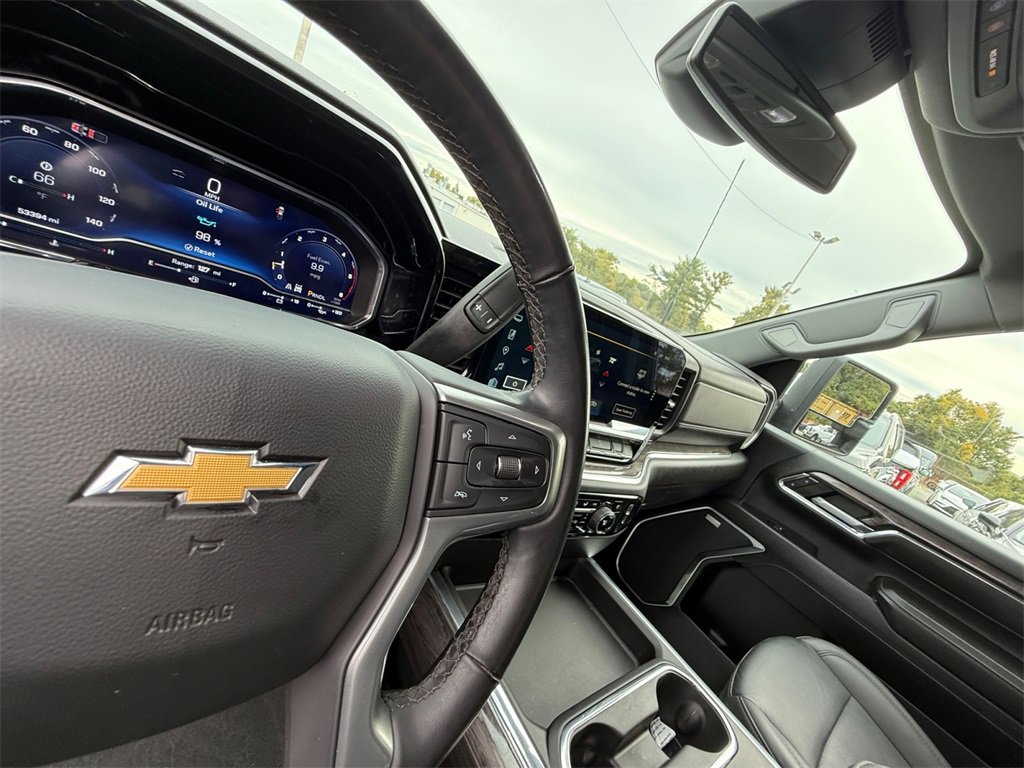 Used 2024 Chevrolet Silverado 2500 LTZ w/ LTZ Plus Package image 17