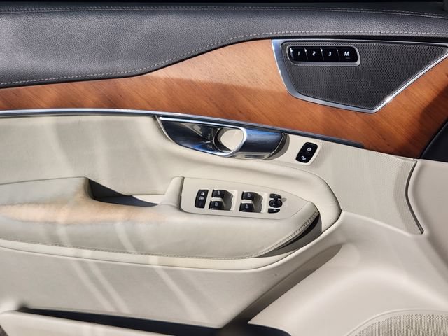 Used 2018 Volvo XC90 T6 Inscription w/ Convenience Package AWD/4WD image 9