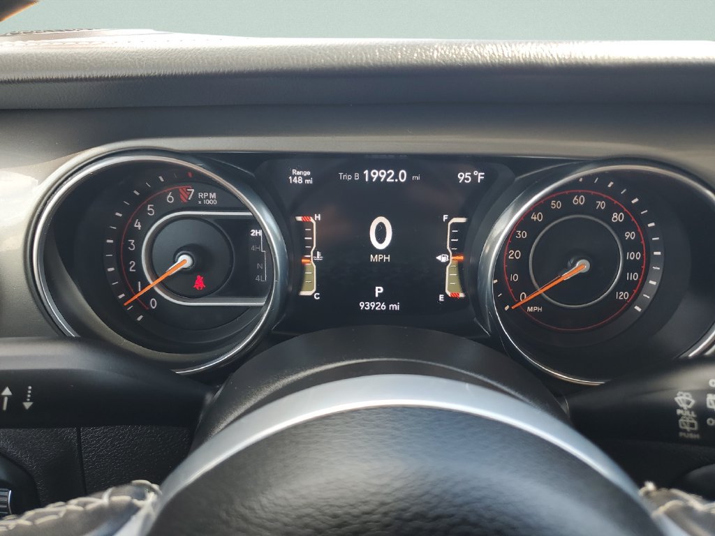 Used 2019 Jeep Wrangler Unlimited Sahara AWD/4WD image 23