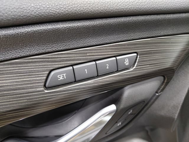 Certified 2024 GMC Terrain SLT AWD/4WD image 8