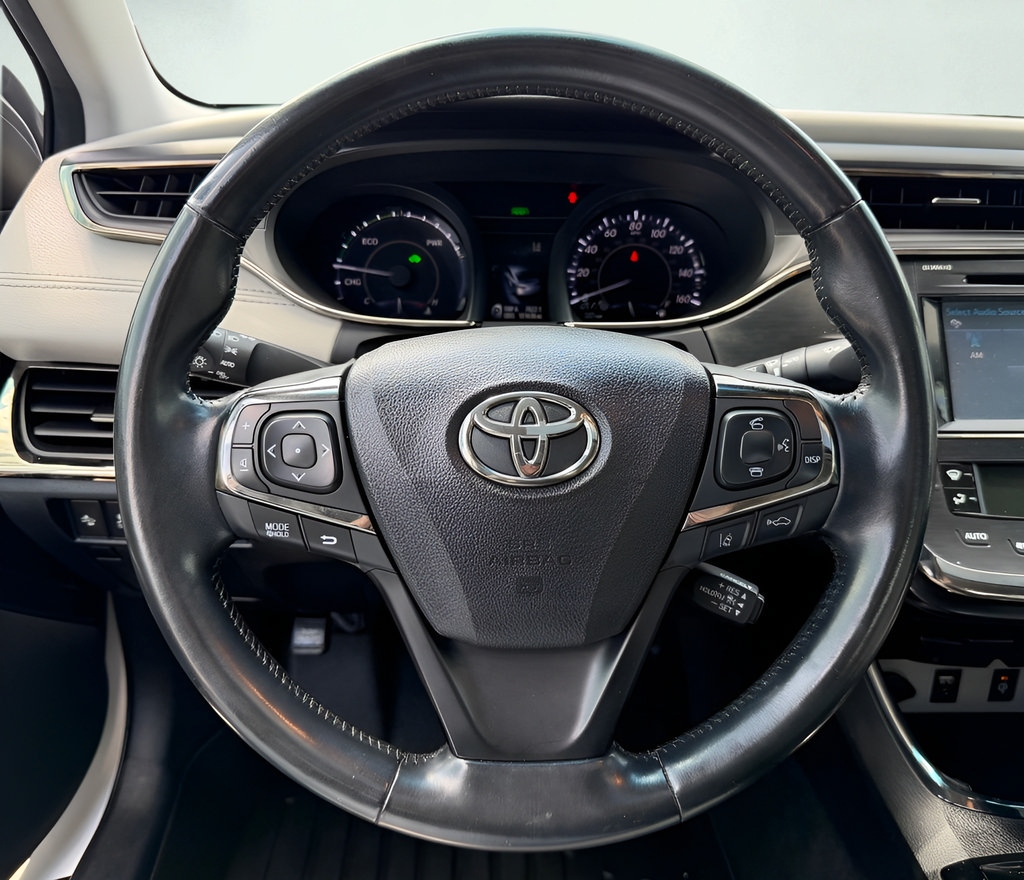 Used 2018 Toyota Avalon Limited w/ Carpet Mat Package FWD image 33