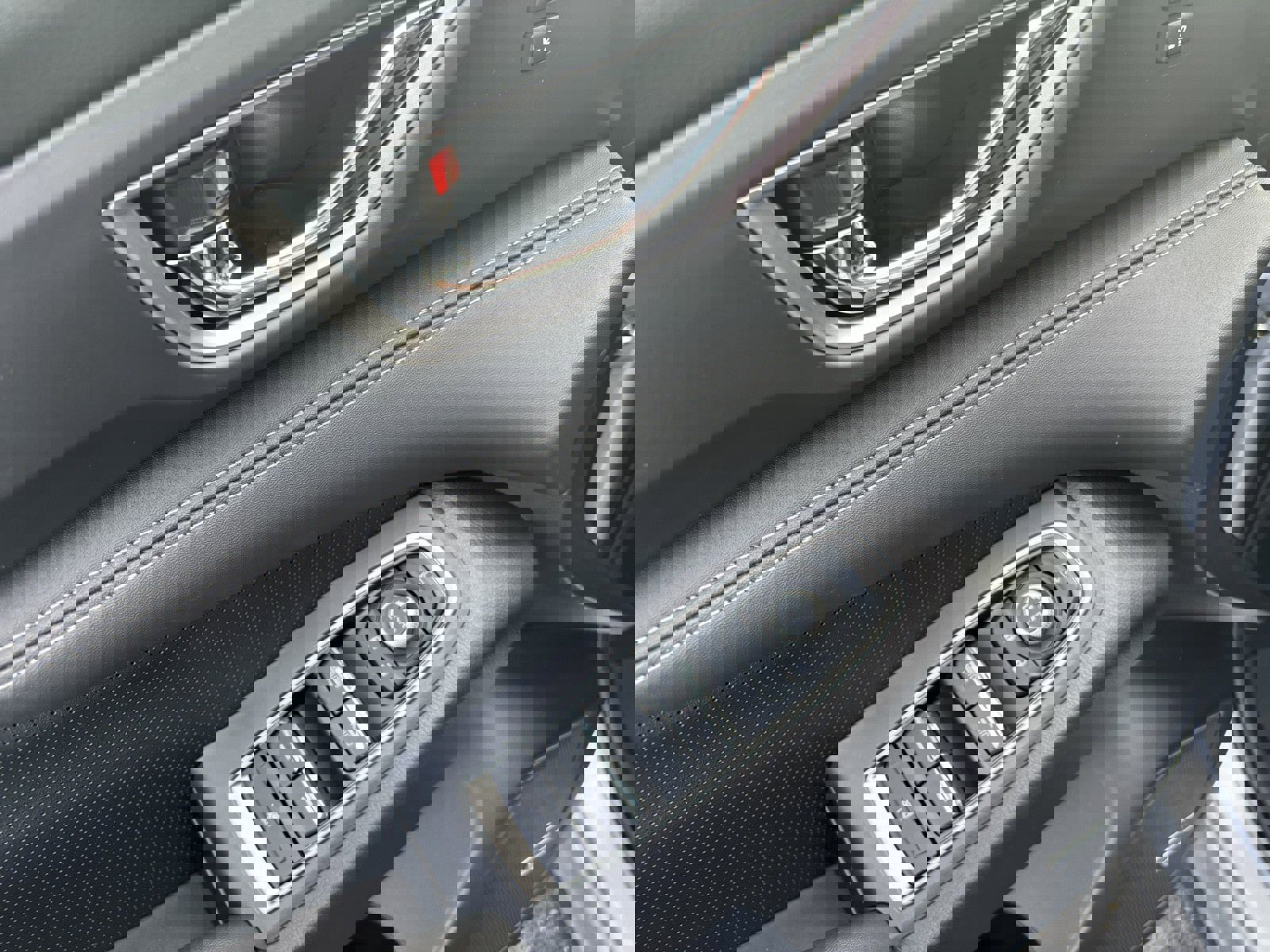 New 2025 Subaru Ascent Limited image 11