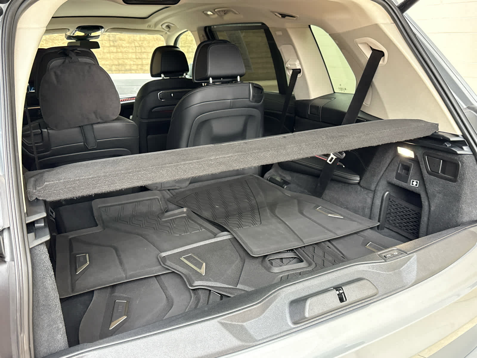 Certified 2023 BMW X7 xDrive40i w/ Premium Package AWD/4WD image 17