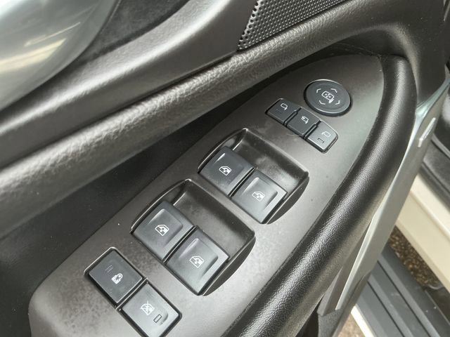 Used 2017 Cadillac Escalade Premium Luxury image 29