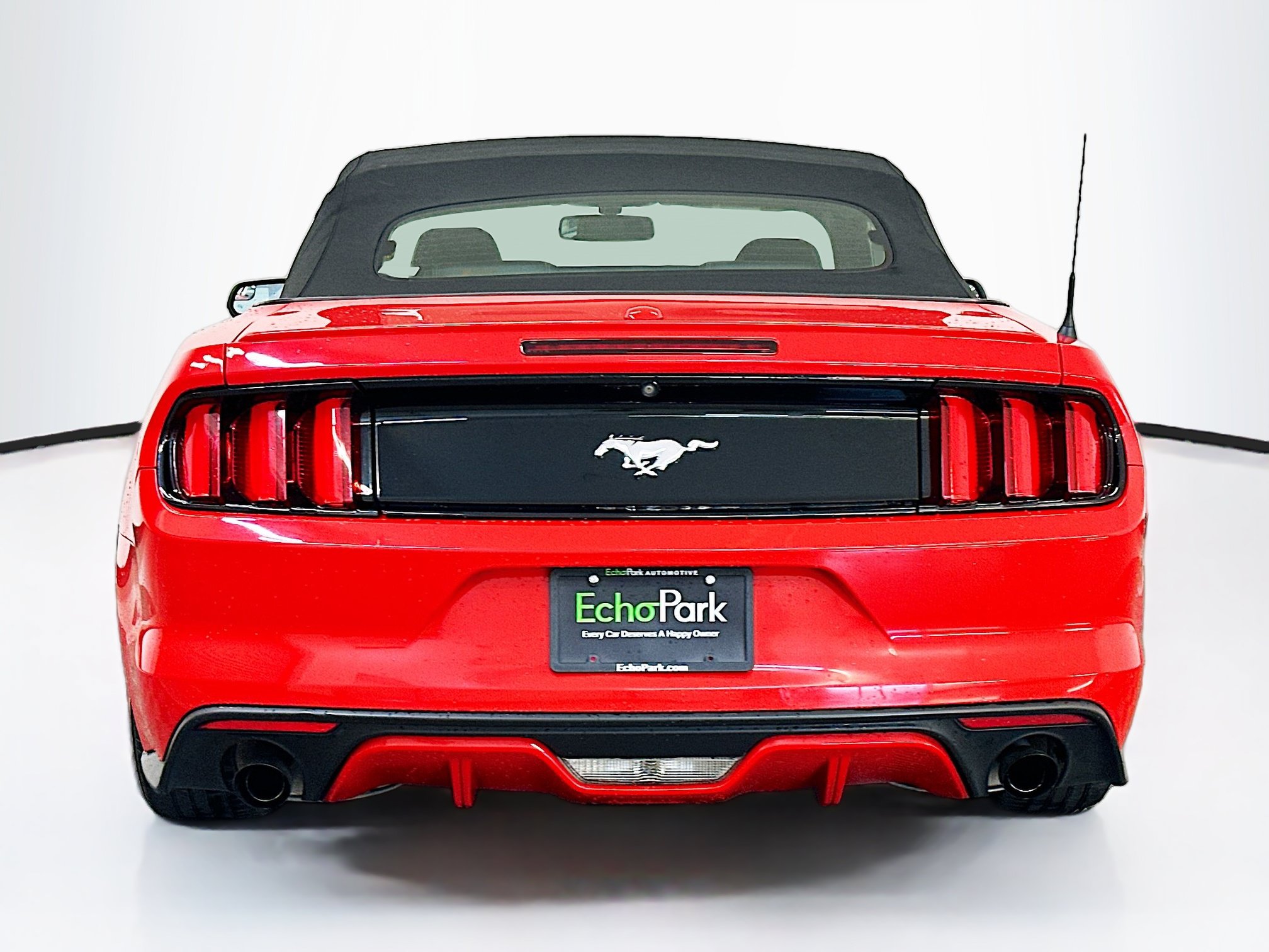 Used 2016 Ford Mustang Premium RWD image 7