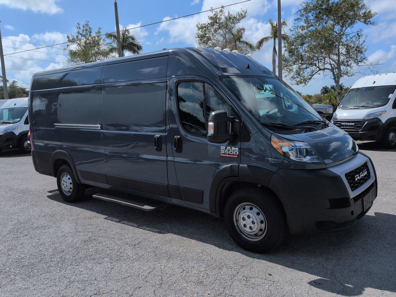 Used 2020 RAM ProMaster 3500 FWD image 2