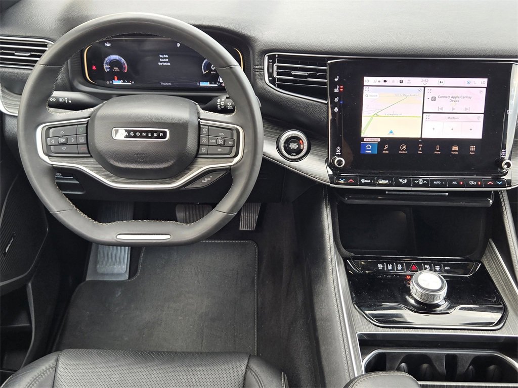 Used 2023 Jeep Wagoneer L Series II image 24