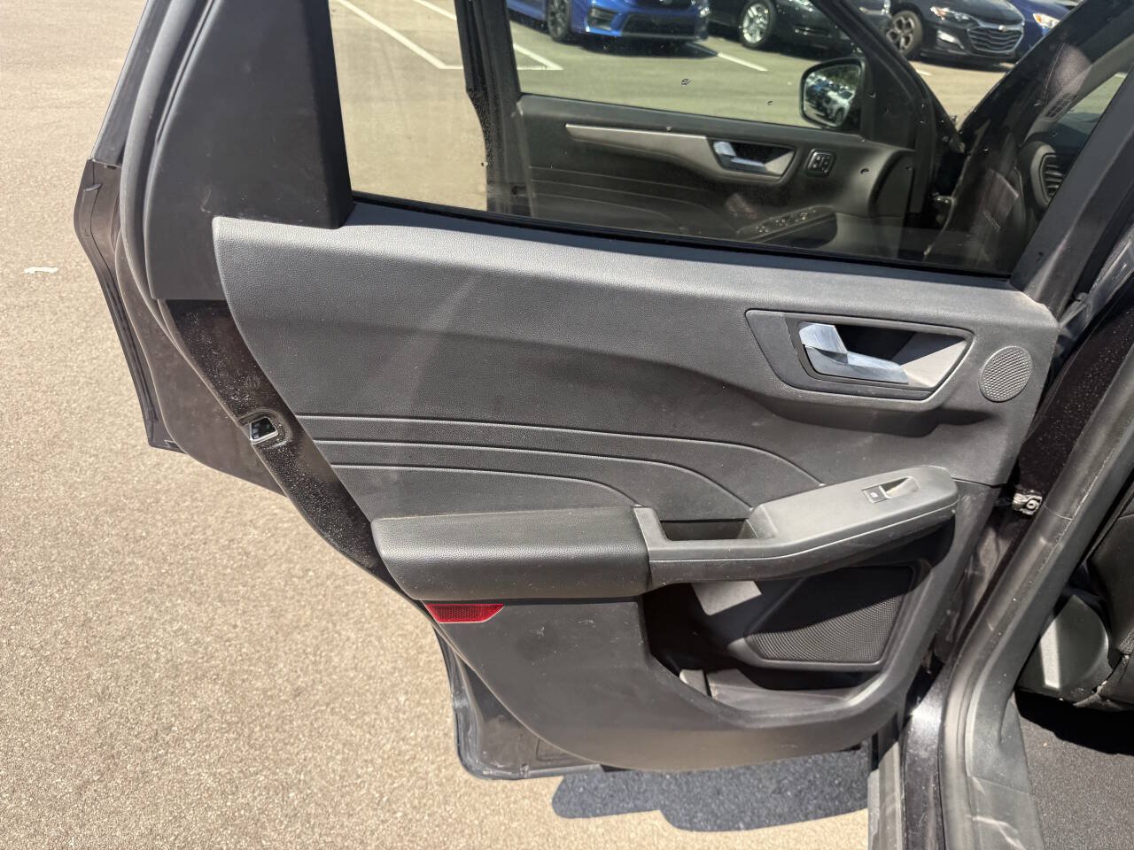 Used 2022 Ford Escape SEL w/ Technology Package AWD/4WD image 23