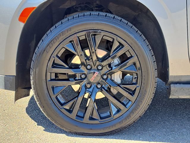 Used 2021 GMC Yukon Denali w/ Denali Ultimate Package AWD/4WD image 22