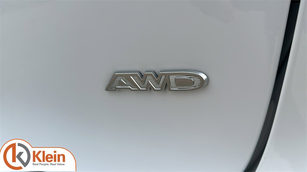 Used 2024 Chrysler Pacifica Pinnacle w/ Trailer Tow Group image 11