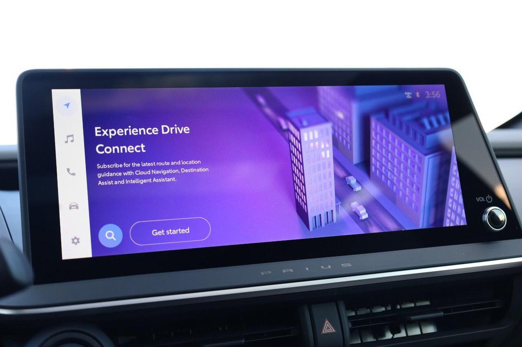 New 2026 Toyota Prius XLE image 13