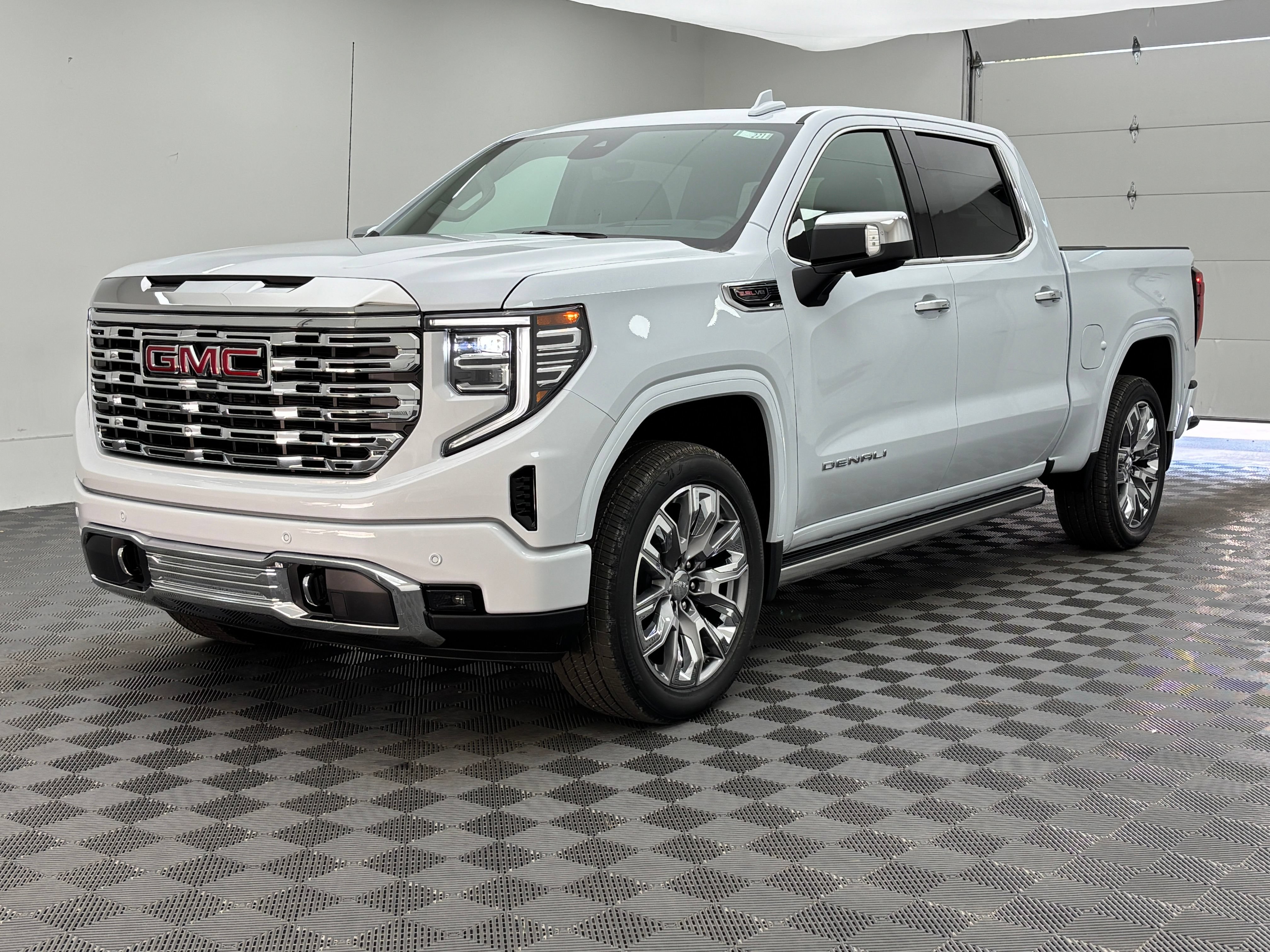 New 2026 GMC Sierra 1500 Denali AWD/4WD video 2