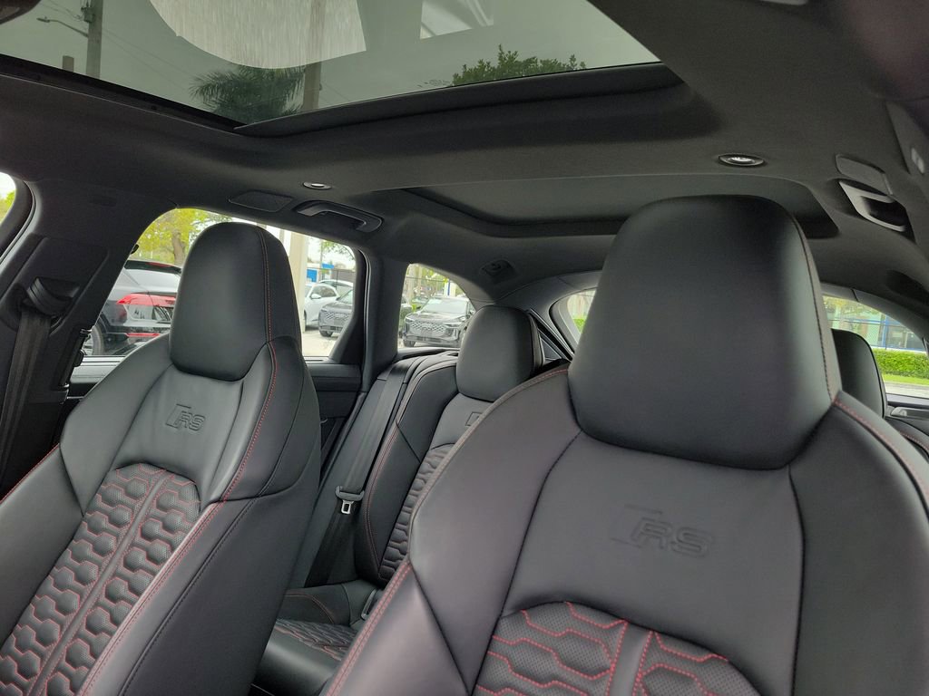 Used 2024 Audi RS 6 performance image 16