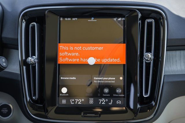 Used 2026 Volvo XC40 B5 Ultra w/ Protection Package Premier AWD/4WD image 21