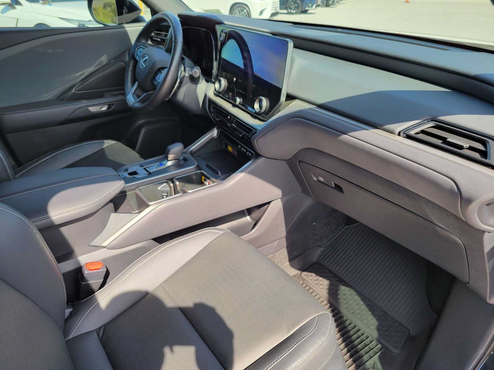 Certified 2025 Lexus TX 350 FWD image 11