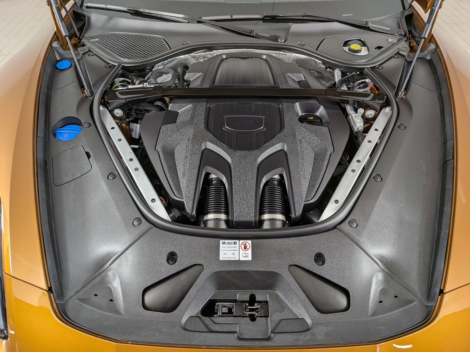 Certified 2024 Porsche Panamera image 24