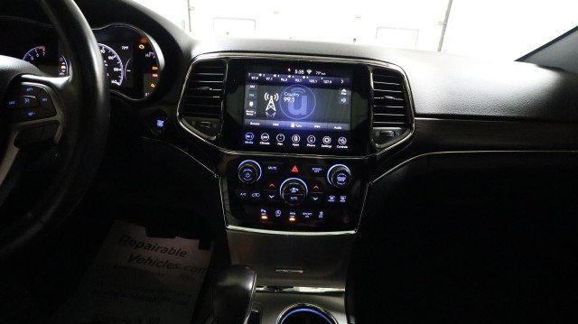 Used 2020 Jeep Grand Cherokee Limited AWD/4WD image 13