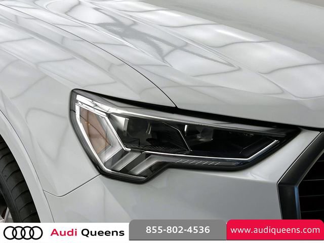 Used 2023 Audi Q3 2.0T Premium Plus w/ Premium Plus Package AWD/4WD image 9